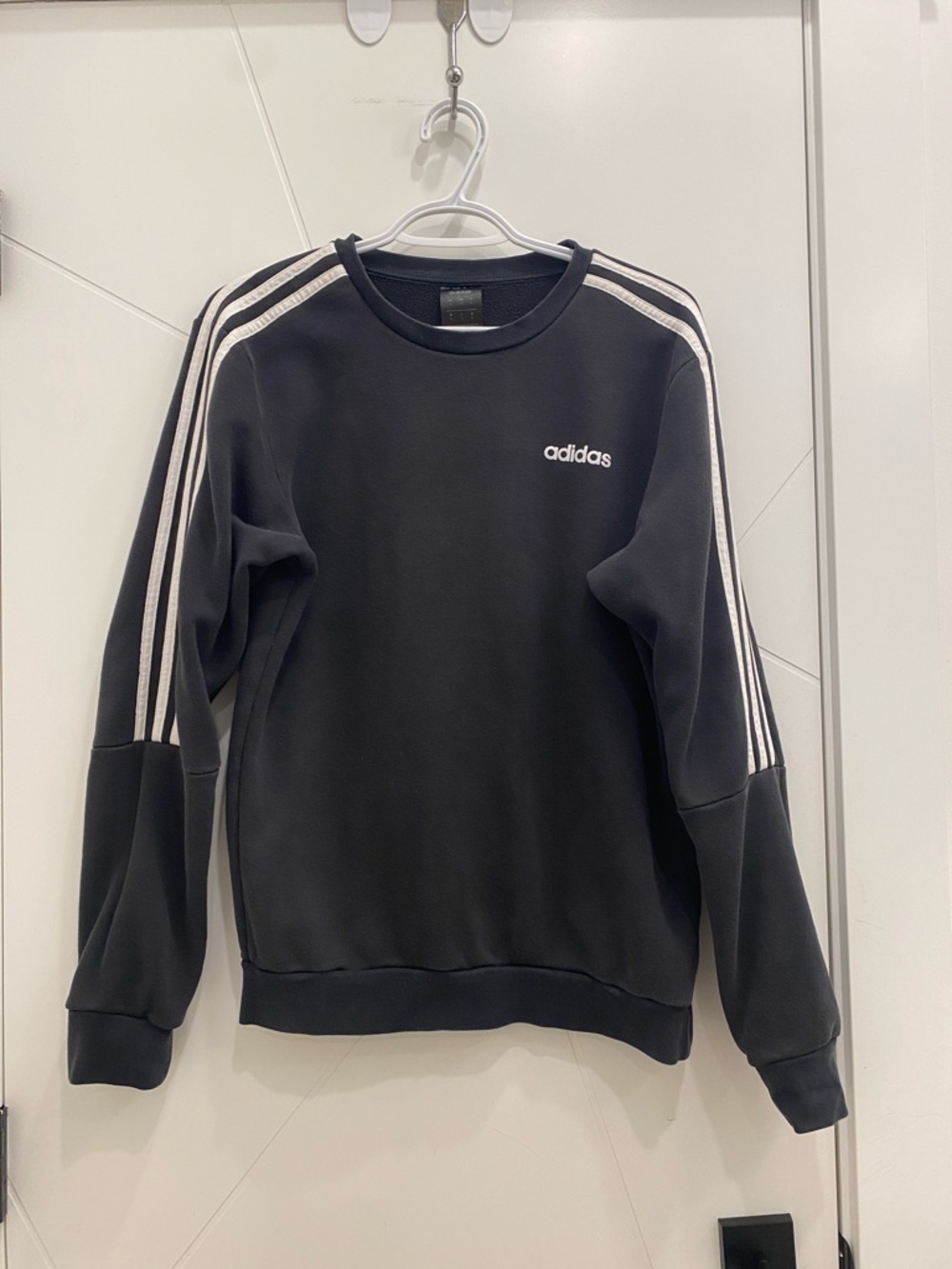 💥 Adidas Black Three Stripe Crewneck Sweatshirt 2019 Oversized Small Athleisure